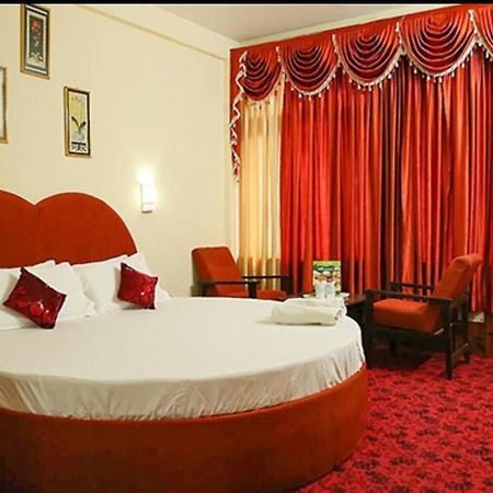 Mha Hotel Ever Green Manali מראה חיצוני תמונה