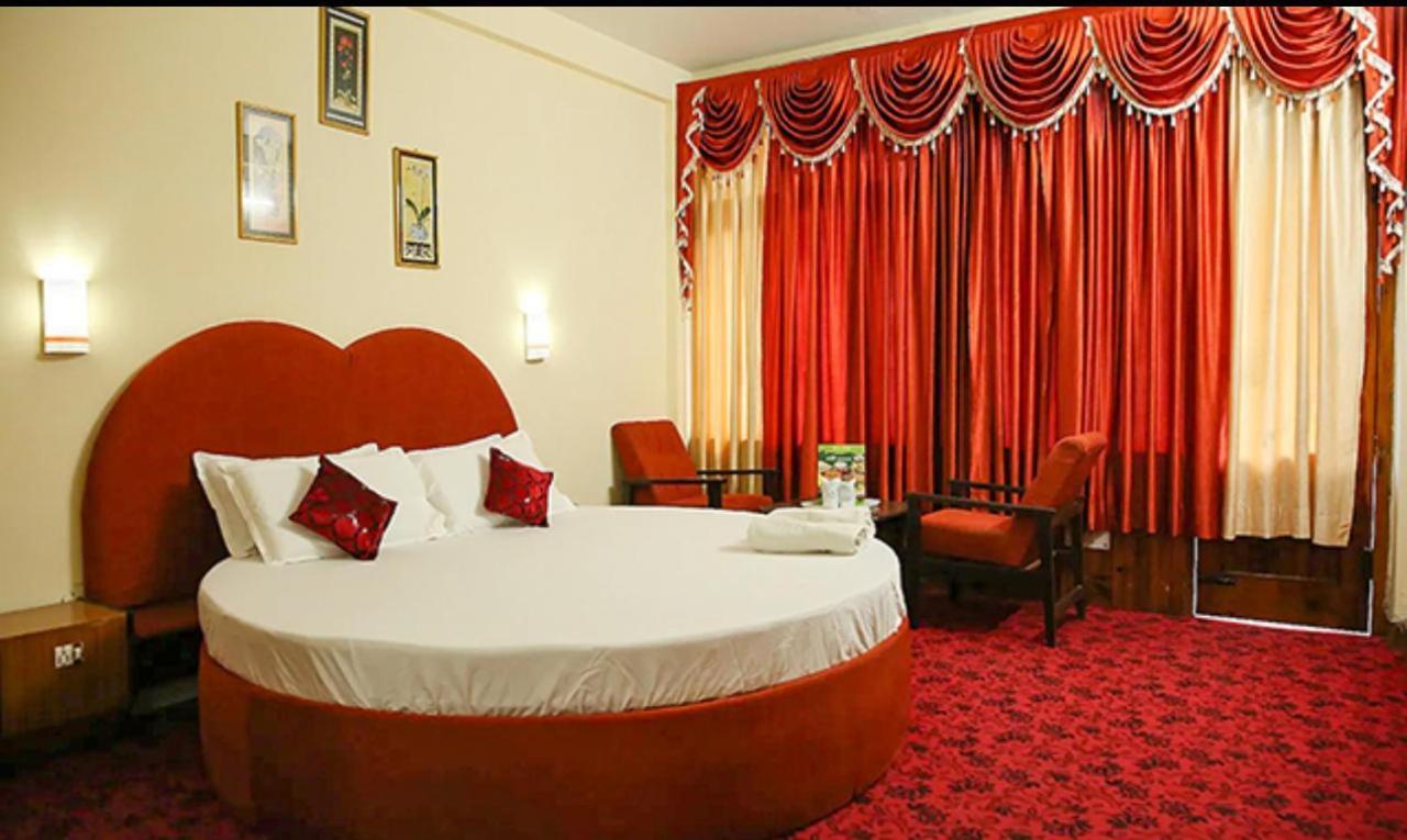 Mha Hotel Ever Green Manali מראה חיצוני תמונה